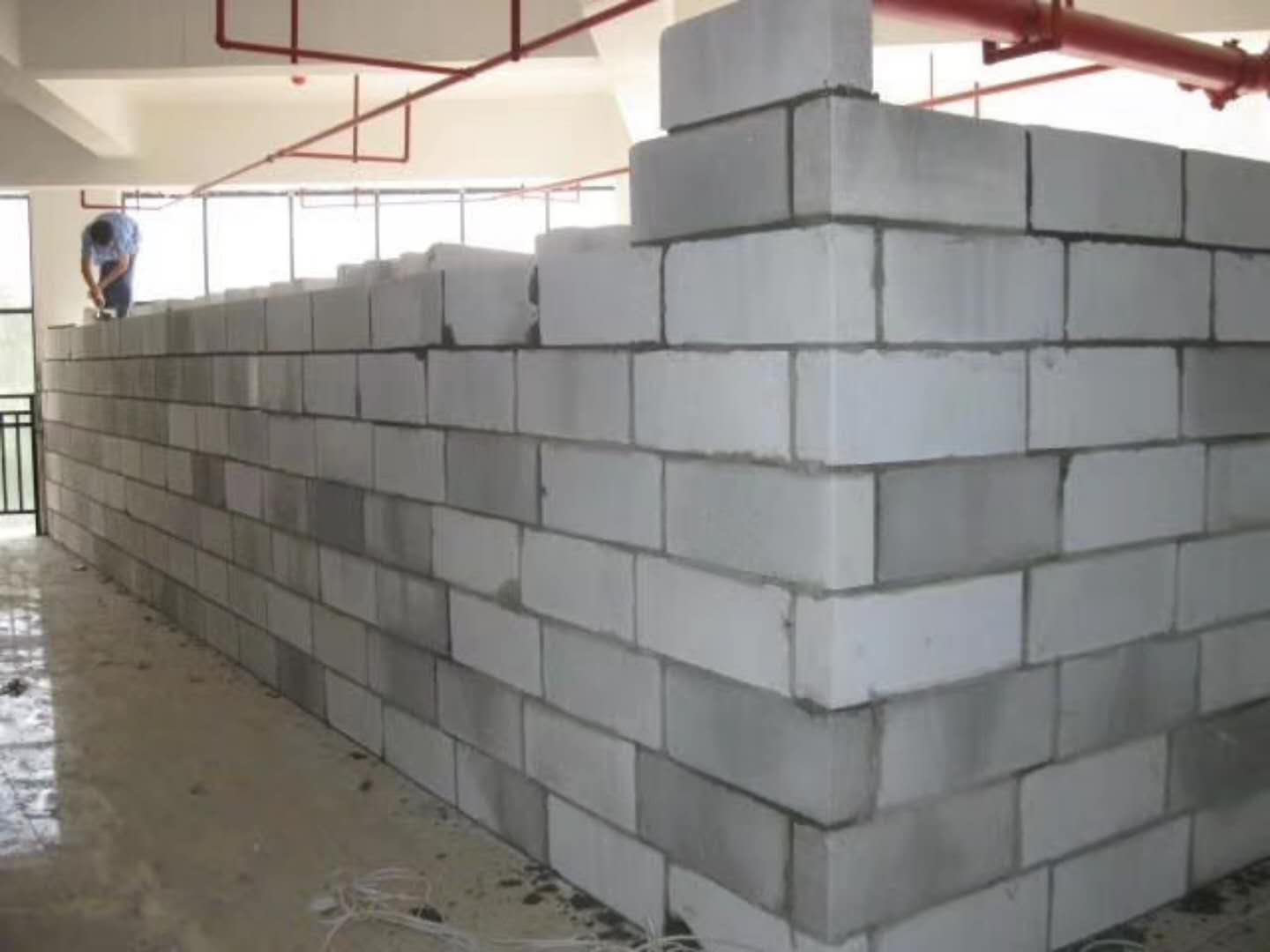 成安蒸压加气混凝土砌块承重墙静力和抗震性能的研究